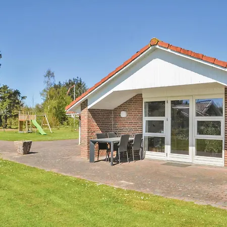 Gorgeous In With Kitchen Holiday home *